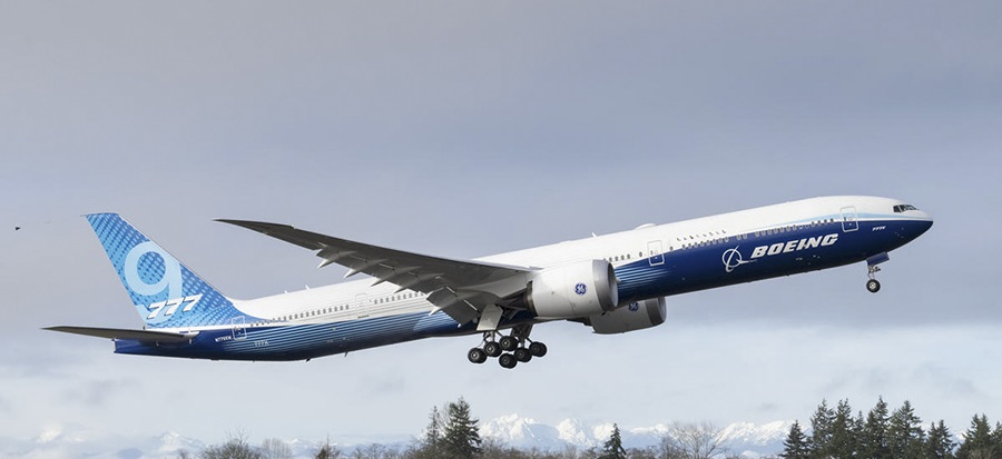 El nuevo Boeing 777X completa con éxito su primer vuelo